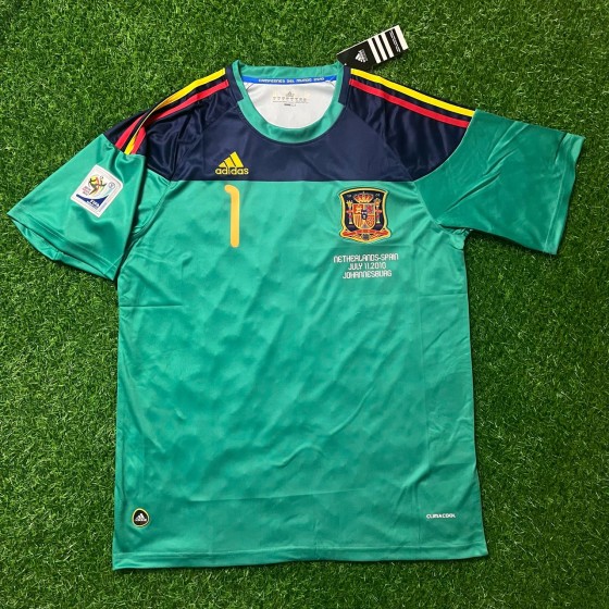Iker Casillas Spain 2010 World Cup Final Retro Jersey Trikot Camiseta Maillot Soccer Soccer Shirt
